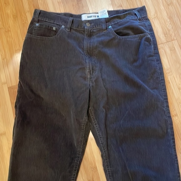 Gap Boot Fit Corduroy 36x34 - Picture 3 of 9